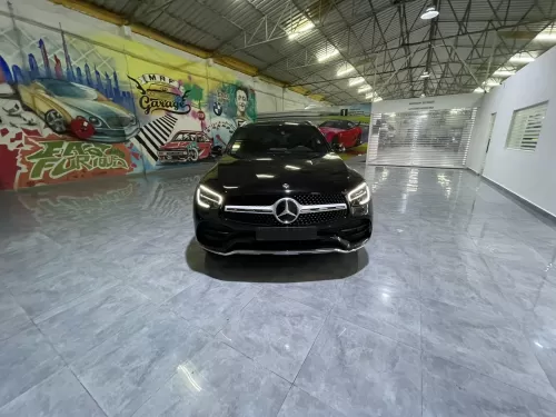 Mercedes GLC300